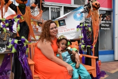 30579880982_f98d00056b_z