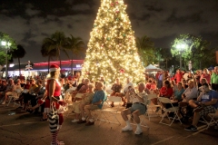 machine-christmas-by-the-sea-201219