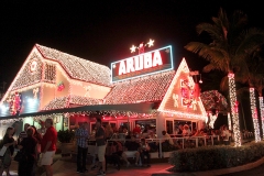 machine-christmas-by-the-sea-201232